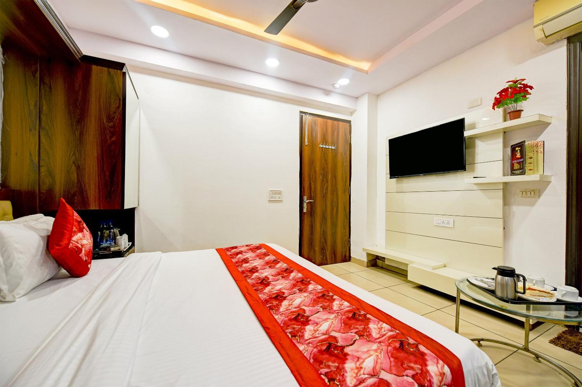Hotel Le Grand - Walk-In From Rk Ashram Metro Station Nueva Delhi Exterior foto