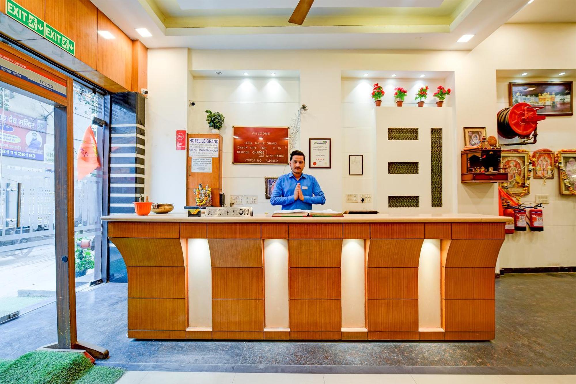 Hotel Le Grand - Walk-In From Rk Ashram Metro Station Nueva Delhi Exterior foto