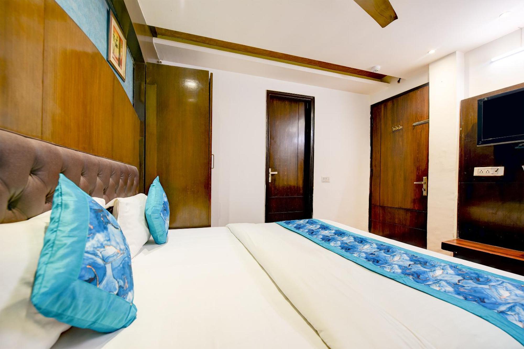 Hotel Le Grand - Walk-In From Rk Ashram Metro Station Nueva Delhi Exterior foto